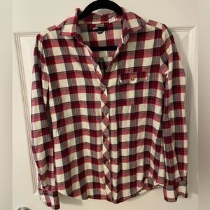 BDG long sleeve button down flannel shirt
